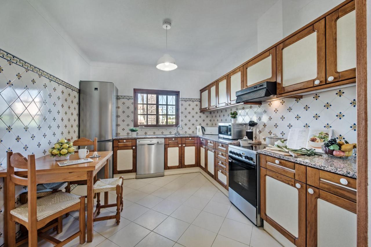 Iris By Algarve Villa Holidays Gale  Exteriör bild
